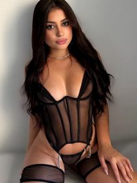 Soffie Top Escort Frankfurt 3