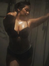 Florencce Top Escort Frankfurt 4